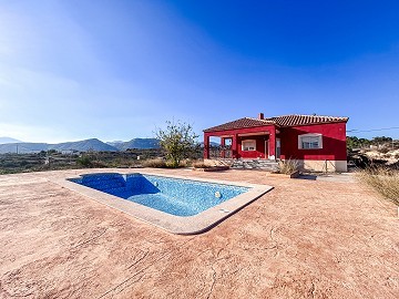 Charmante Villa de 4 Chambres avec de Superbes Vues Panoramiques